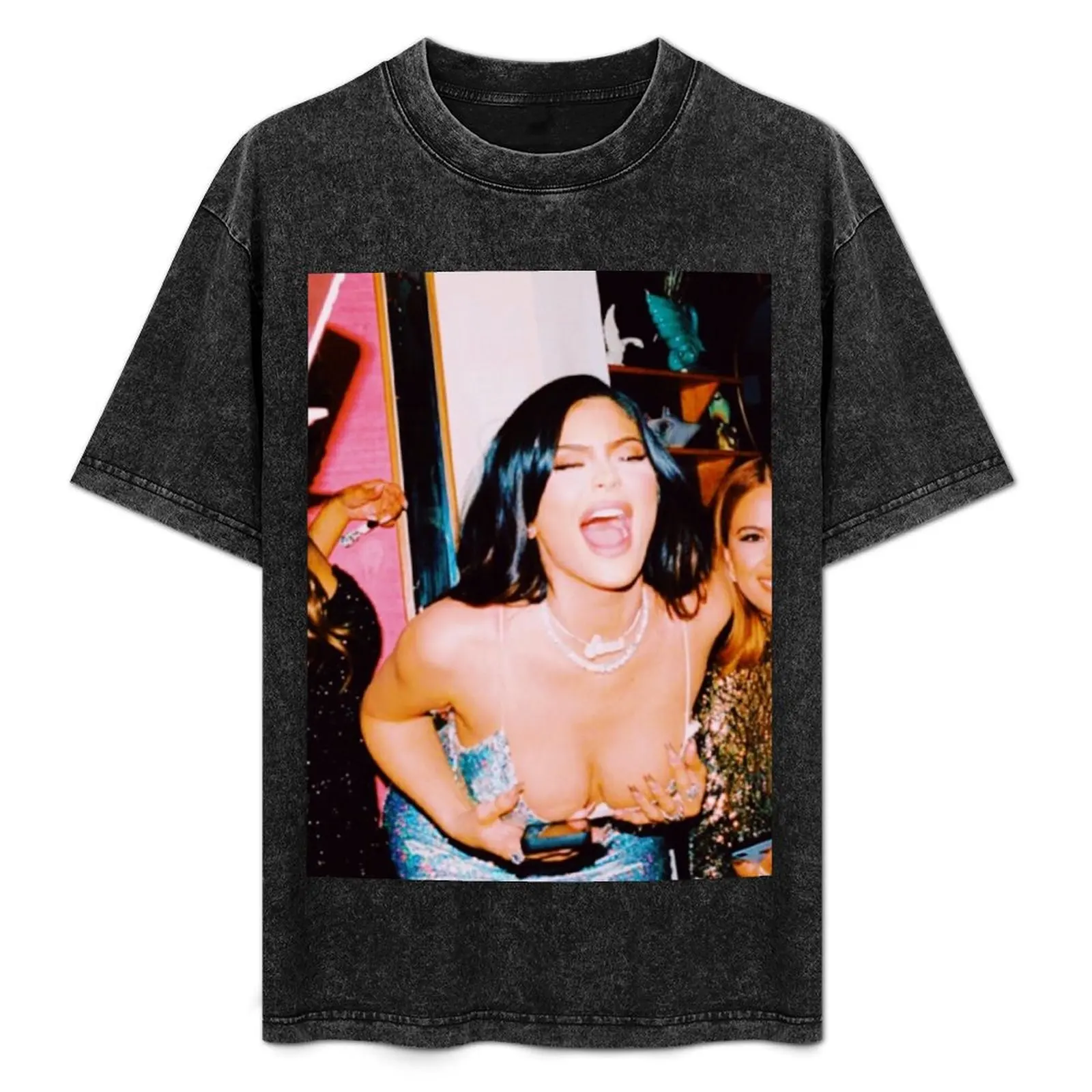 

Kylie Jenner fashion poster T-Shirt Casual Lightweight Short Sleeve Top