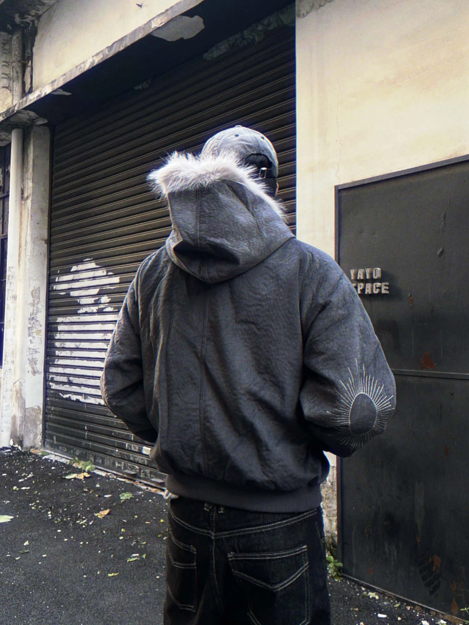 Cappotto unisex con cappuccio casual allentato in pile ispessito con tendenza alla moda retrò americana invernale