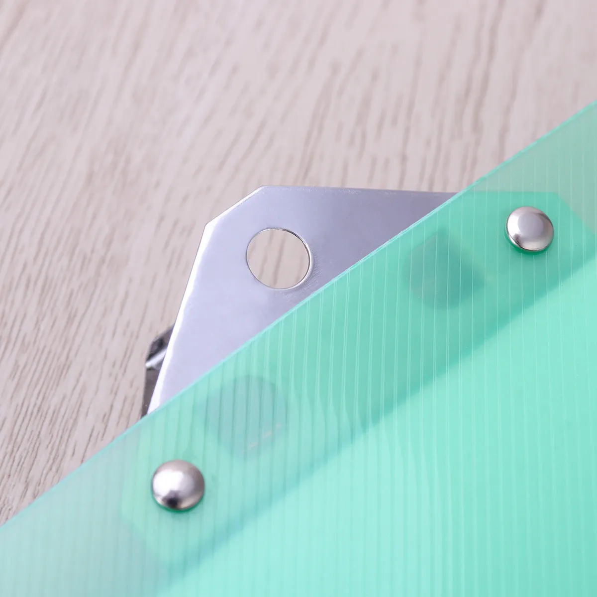 

6Pcs Semitransparent Plastic A4 Clipboards Lightweight Board Files Holder for Office School Memo Paper Writing Portable Use