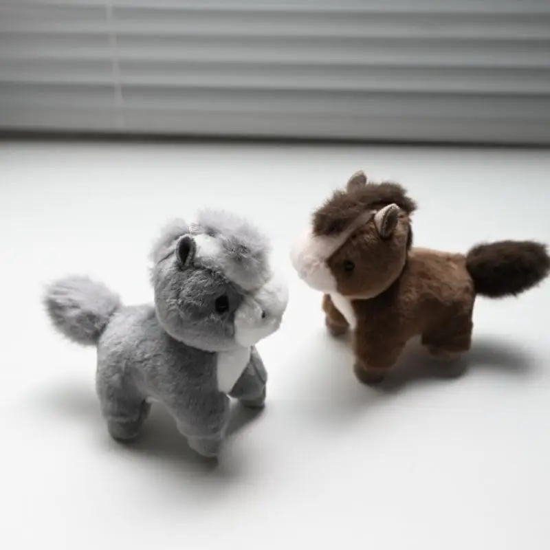 Llavero único de dibujos animados de pony de peluche; Colgante de muñeco de caballo relleno; Decoración colgante de bolsa; Llavero; Regalos festivos
