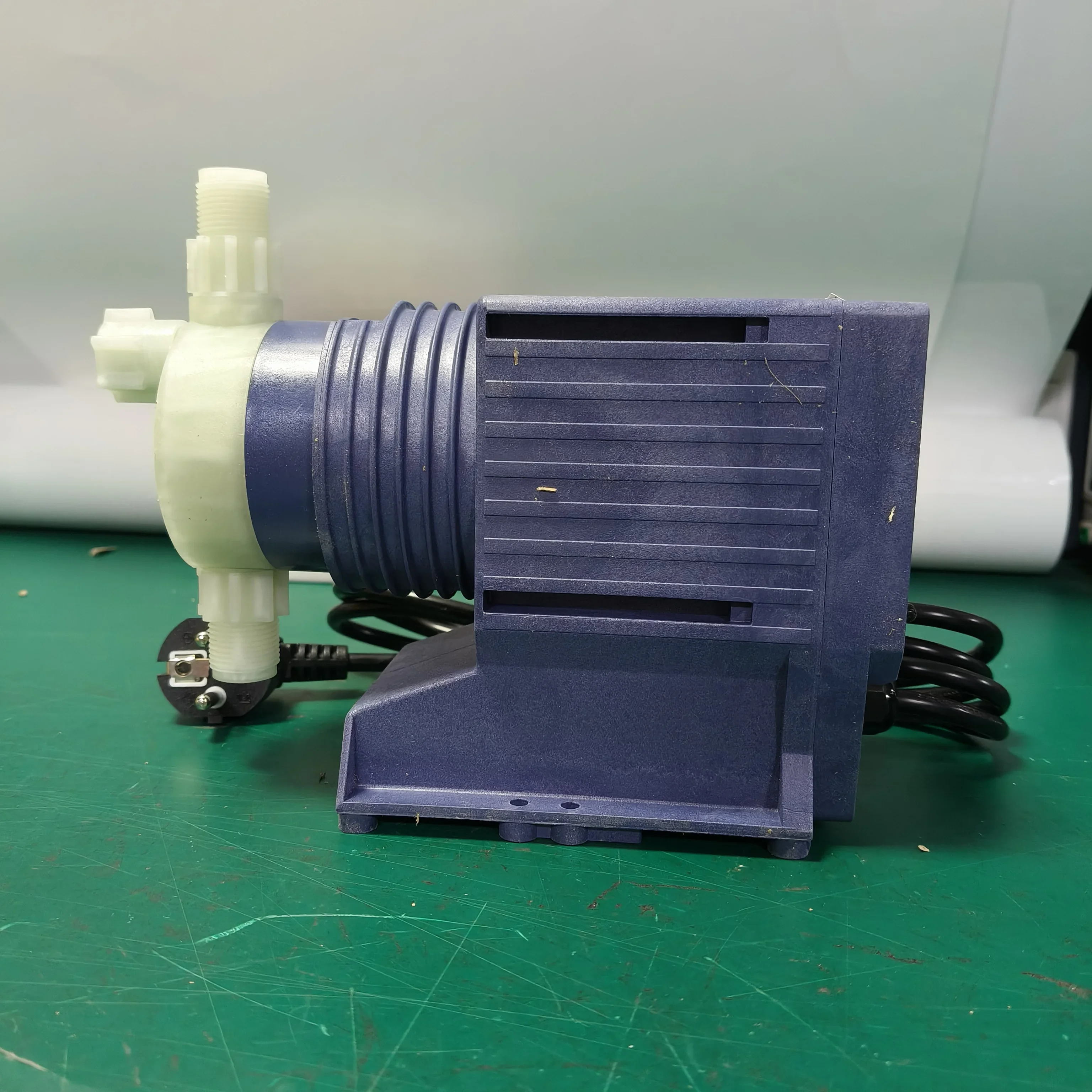 TLF Prominent Digital Metering Pump for Swimming Pool/Hospital/Industrial Chemical Dosing, Adjustle Flow