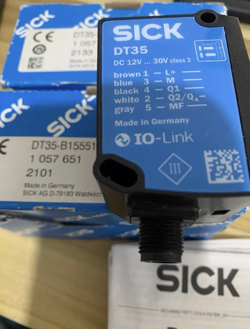 

Новый оригинальный датчик измерения расстояния 2026 года выпуска DT35-B15551 DL35-B15552 DT35-B15251 DT35-B15551S04