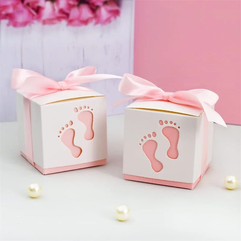 50 Stück Babyparty-Geschenkboxen, rosa Fußabdruck, Süßigkeitenboxen mit Bändern für Babys, Geschlecht offenbaren, Party, Neugeborene, Party-Dekoration