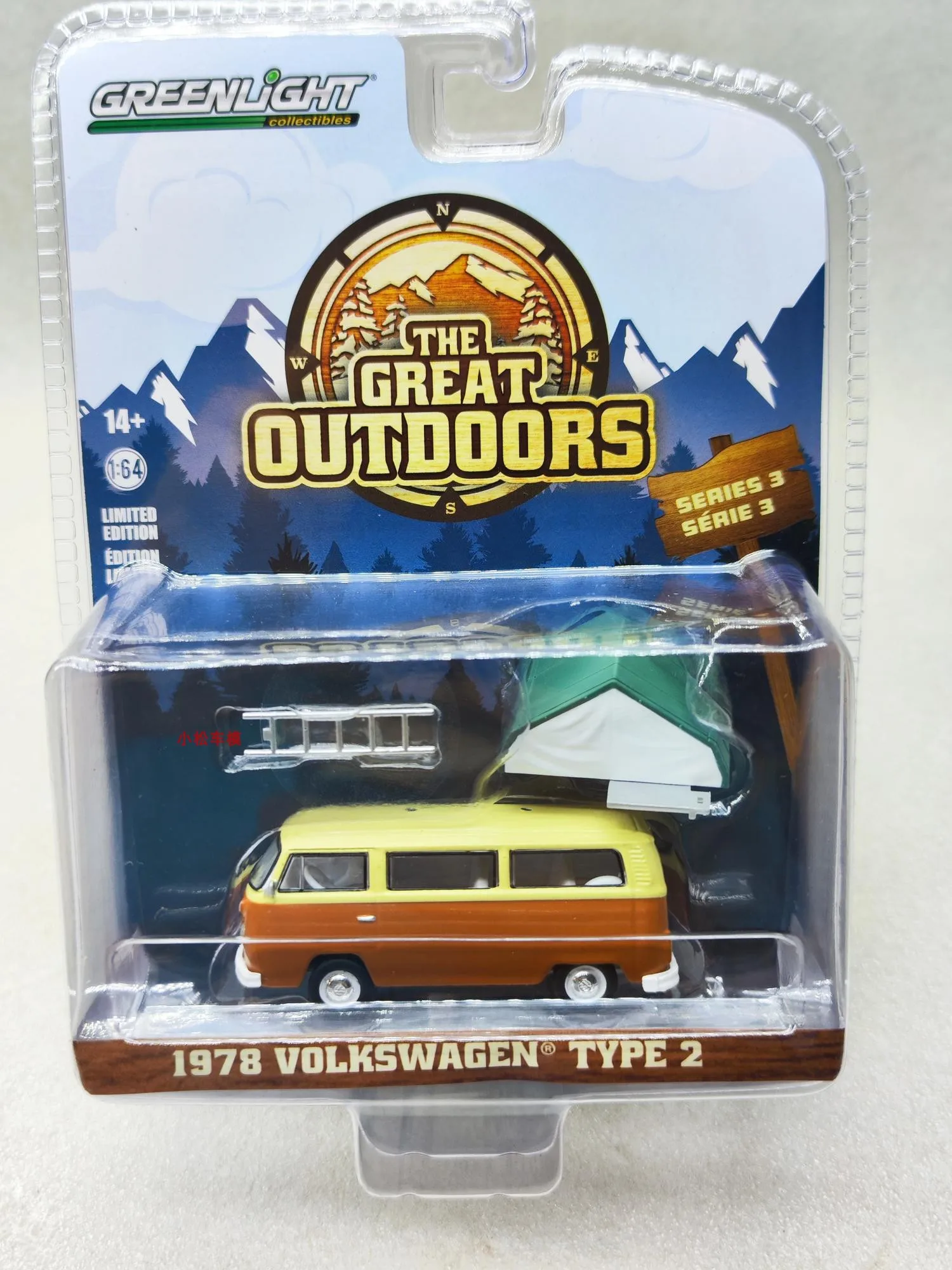 

1: 64 1978 Volkswagen T2 van - Camp'otel car top sleeper tent/Panama brown Alloy car model collection gift ornaments