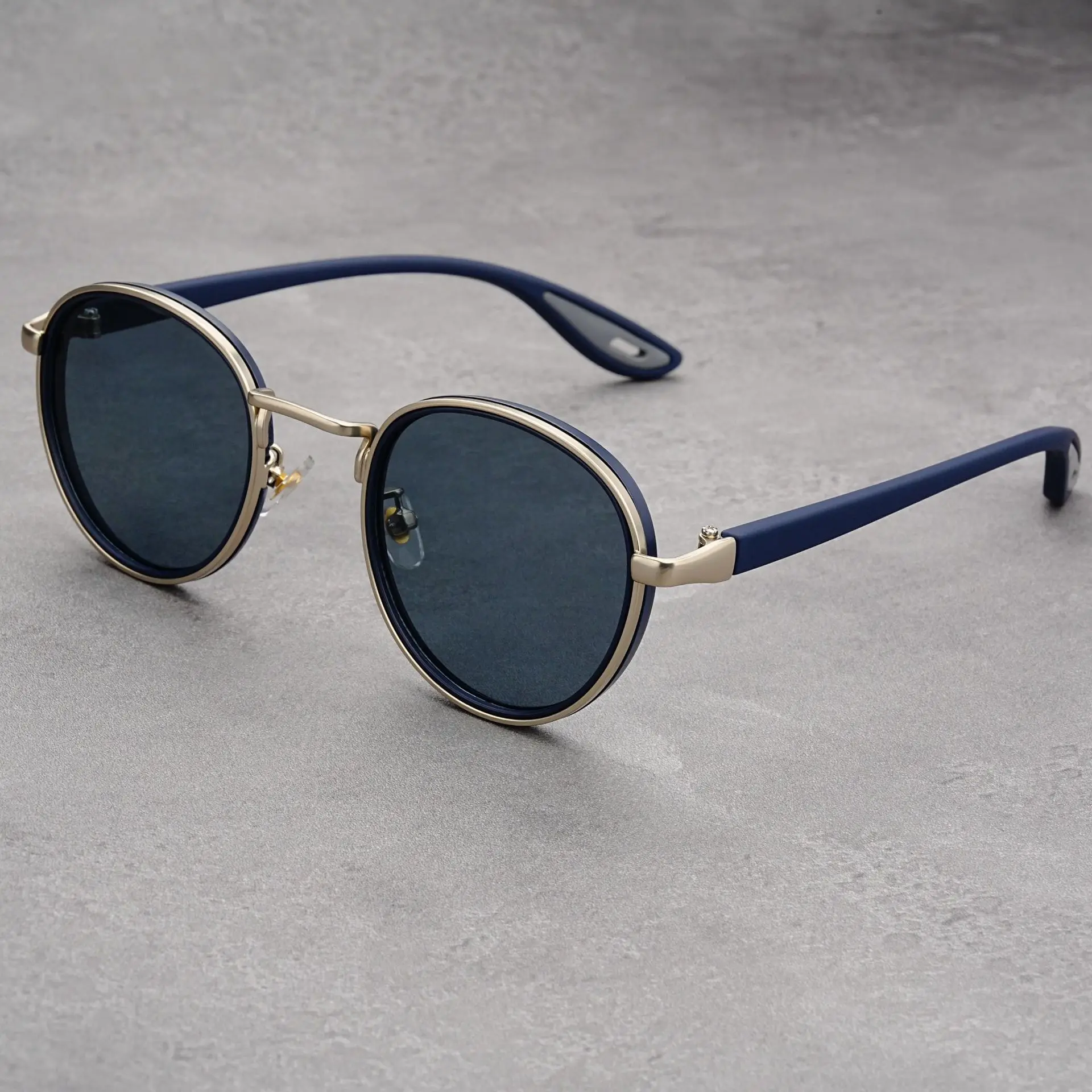 

Vintage Designer Men's Round Sunglasses for Outdoors Plastic Titanium High Quality UV Protection Sunglasses for Men and Women