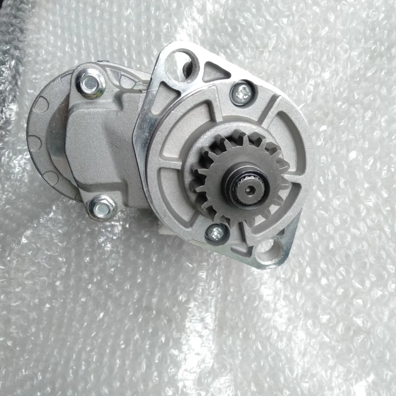 Brand New 12V 15T A2300 Starter Assembly 4900574 High Performance Starting Motor for Cars and Trucks