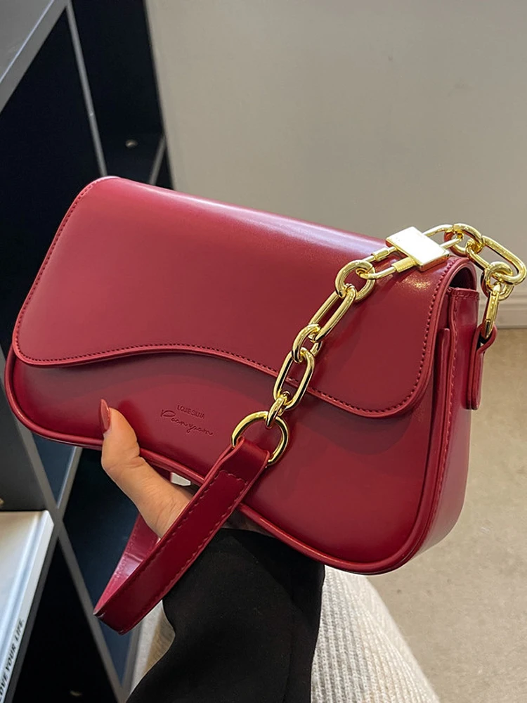 Red Single Shoulder Underarm Bag High Quality Irregular Flip Small Square Bag For Women\'s 2024 New Fashion Crossbody Bag