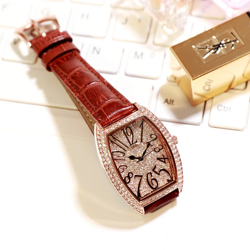

Original women's watch, tonneau-shaped leather strap, fashionable women's watch, student leather watch, unique wristwatch.