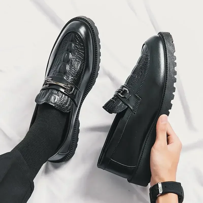 Sapatos de couro britânico casual masculino, terno de pequeno negócio, noivo e festa de casamento preto