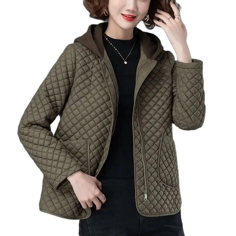 

2024 New Autumn Winter Jacket Female Short Hooded Quilted Cotton Coat Tops Loose Thickened Light Cotton-Padded Clothes Outerwear