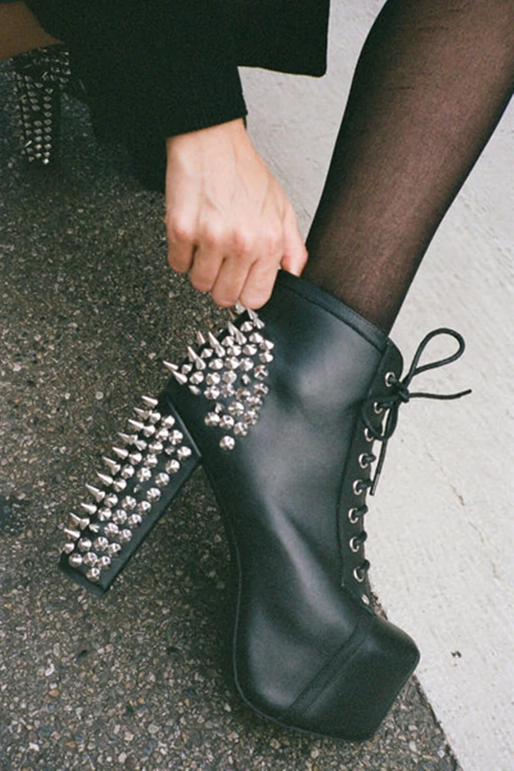 

Black Leather Chunky Studded Block Heel Ankle Boots High-Fashion Street Style Platform Sole Lace-Up Detail for Rebellious Looks
