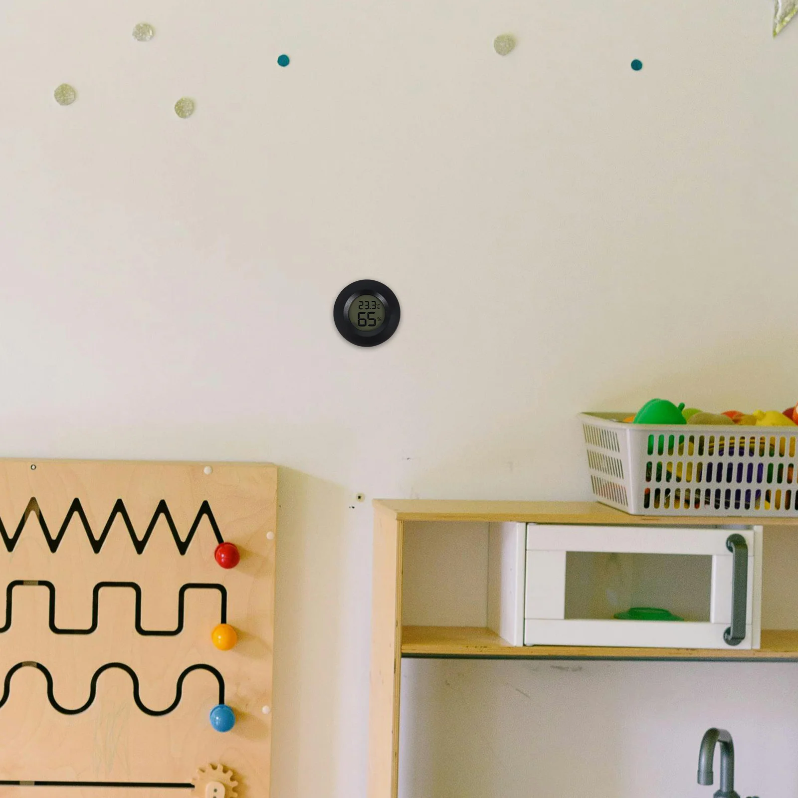 

2Pcs Round Shaped Digital Temperature Humidity Meter for Home Bedroom Office Easy to Mount No Required Black