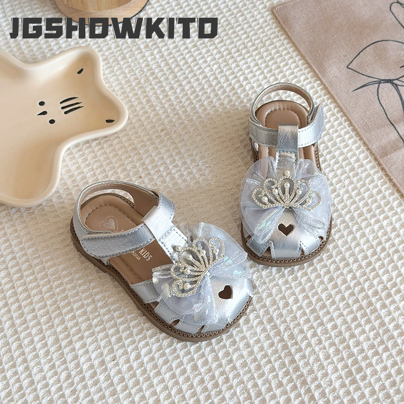 JGSHOWKITO Girls Rhinestone Sandals Summer New Crown Kids Bow Hollow-out Dress Shoes School Wedding Party Children Flat Sandals