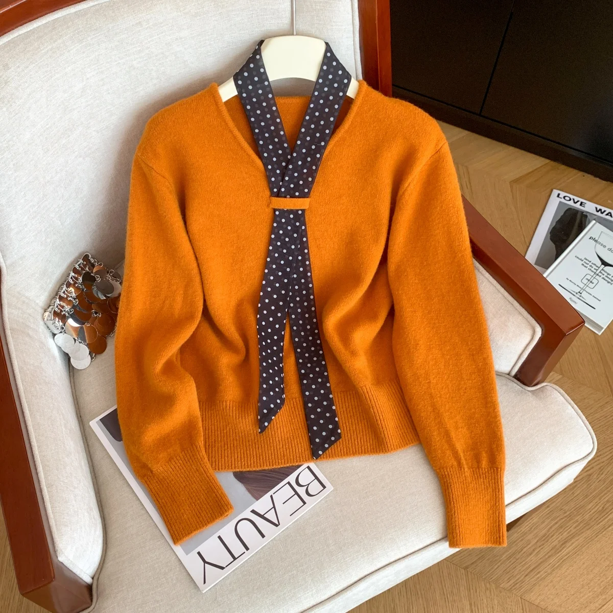 

Женский оранжевый пуловер, свитер Y2k, винтажный элегантный джемпер 2000-х годов с v-образным вырезом, вязаный корейский свитер с длинными рукавами для женщин, зима 2025