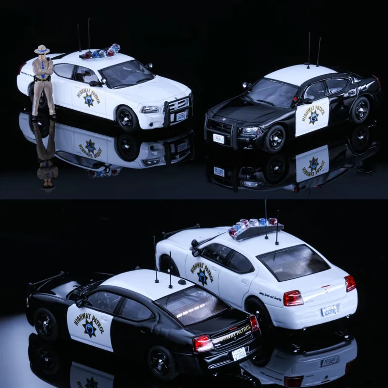 In stock 1:64 CHP California Highway Patrol alloy replica vehicle model, boy toy gift, room collection statue