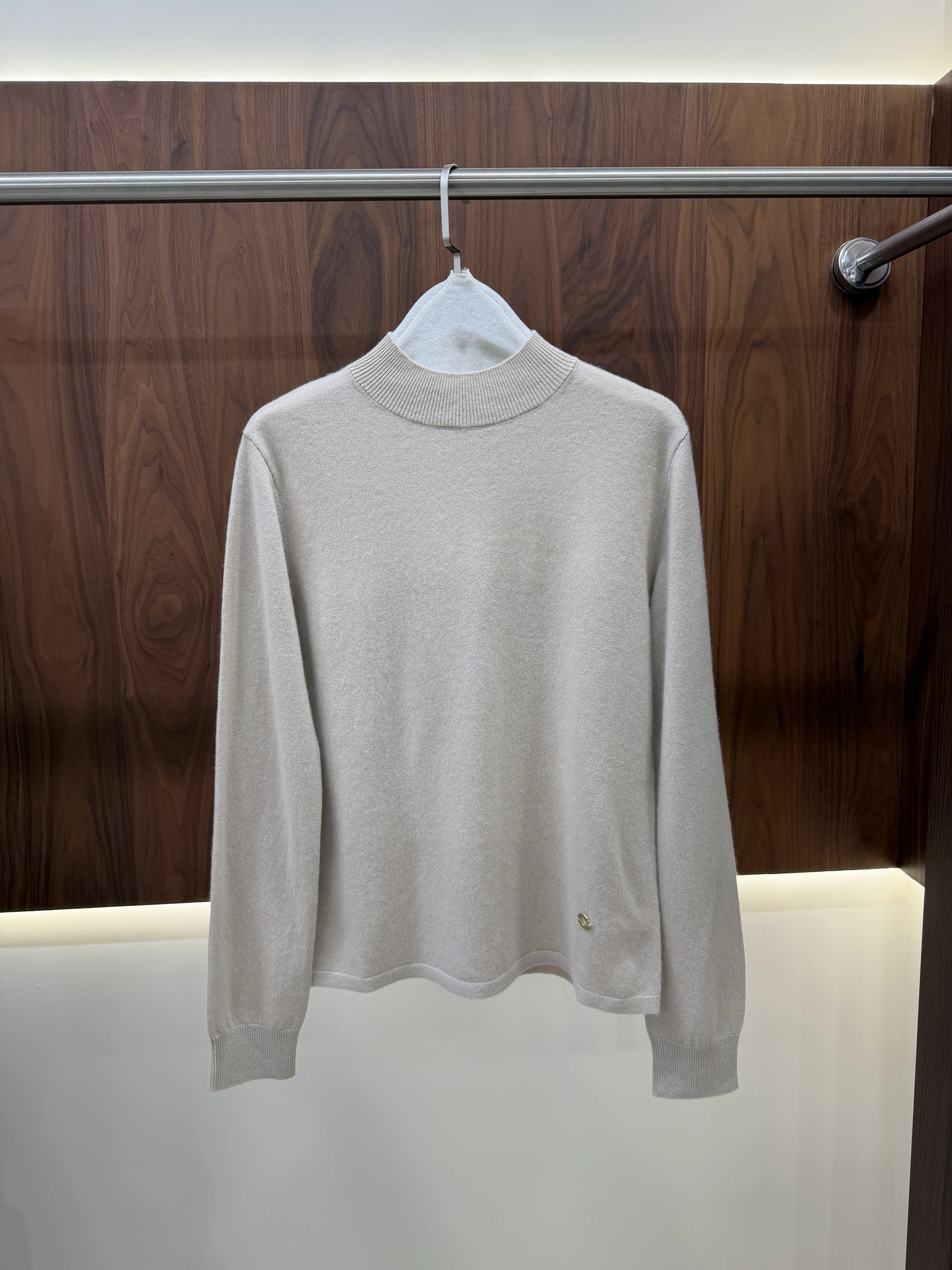 2026Women's Autumn Cashmere Solid-Color Long-Sleeve Mock-Neck Knit Pullover