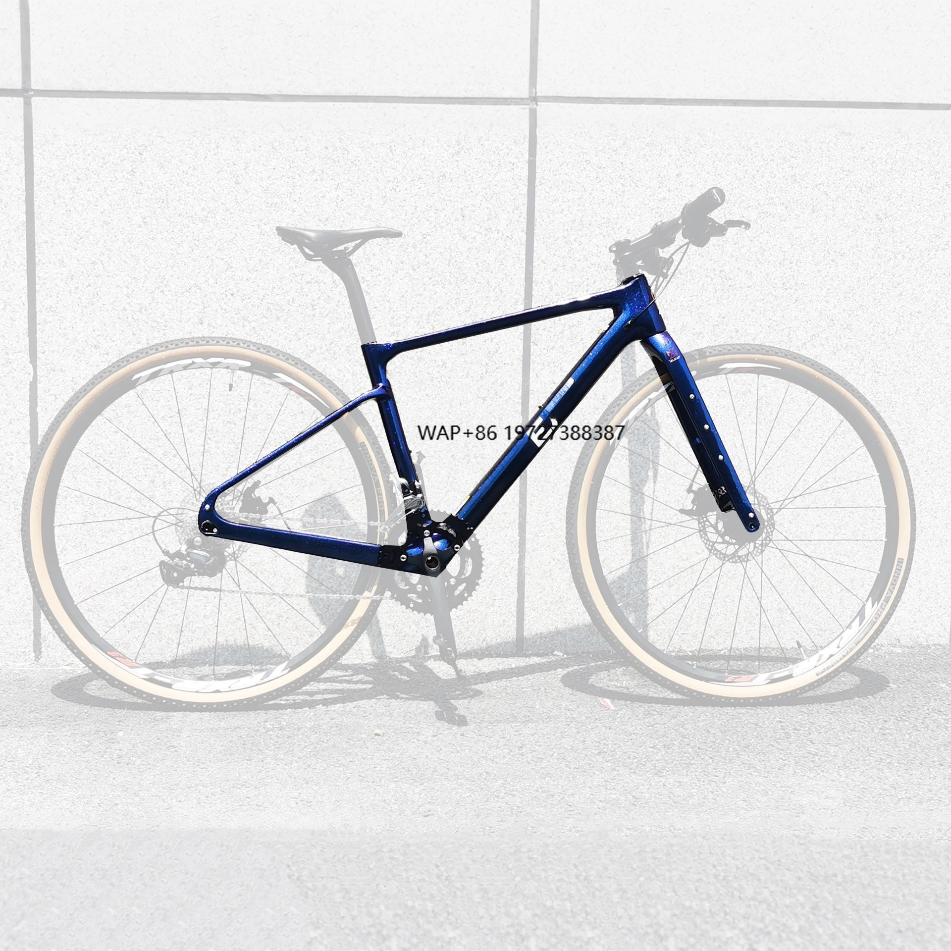 

Super Light Carbon Frame Road Bike Full Carbon Bicycle Parts 700*45C Road Bicycle Frame Cheap in Stock