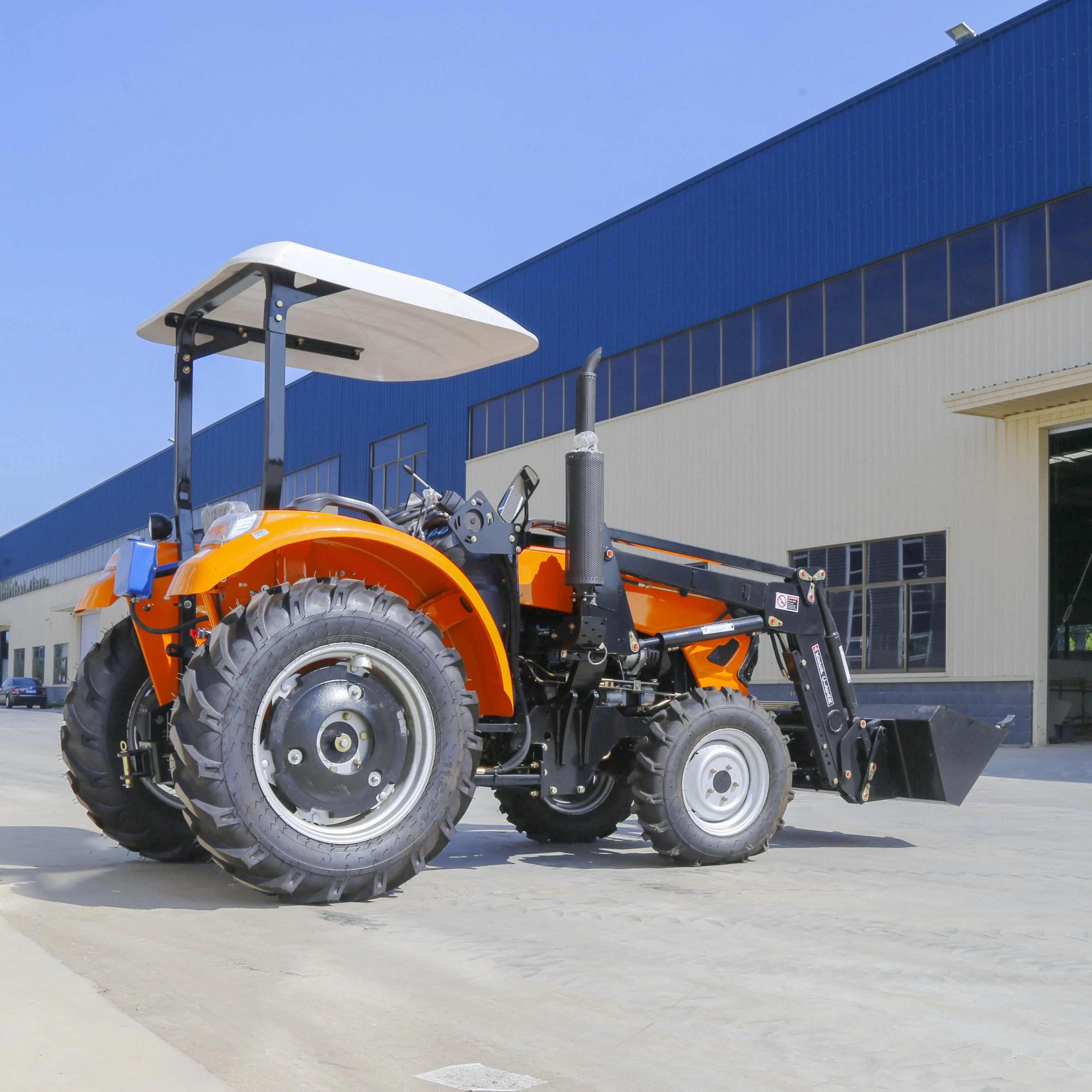 New Agricultural 4 Wheel Tractors Hot Sale Farm Tractors Multi Purpose Tractor Agriculture