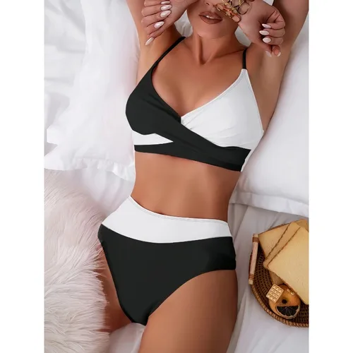 Imagen 2 del producto 2026 nuevo traje de baño bikini de dos piezas de retazos, traje de baño Sexy para mujer, traje de baño hueco ajustado, traje de baño sin espalda, traje de baño cruzado con realce para playa