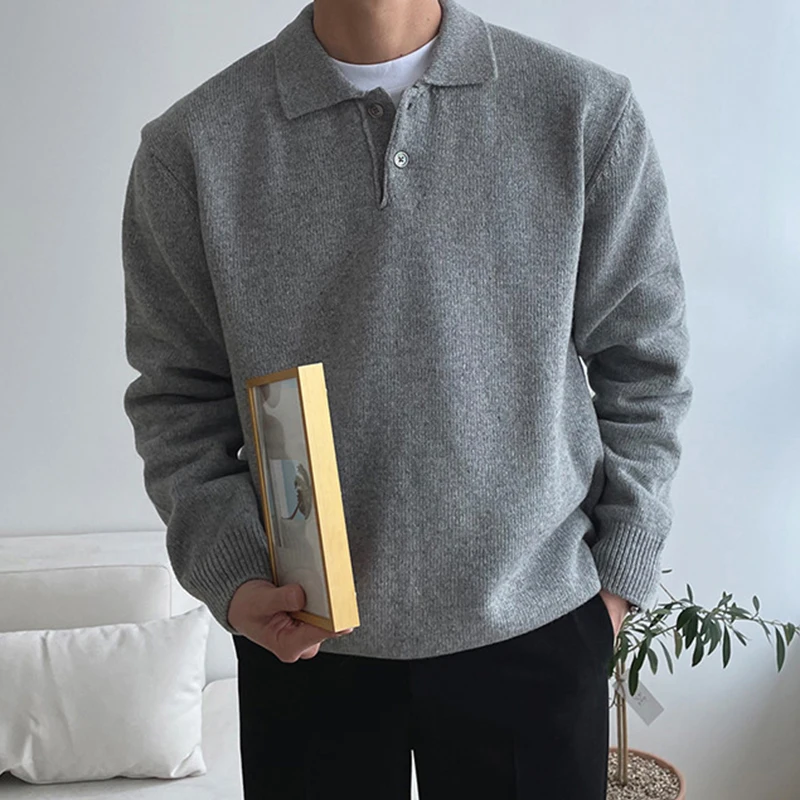 อินเทรนด์สีทึบเสื้อกันหนาวผู้ชายเสื้อโปโล 2025 ฤดูใบไม้ร่วงฤดูหนาวใหม่สบายๆแขนยาวถักจัมเปอร์ผู้ชายแฟชั่นเสื้อกันหนาว