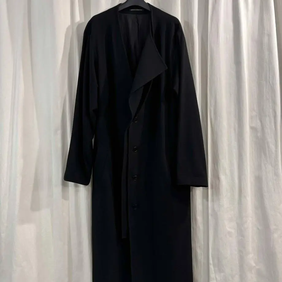 

TOP-YAMAMOTO ® Minimalist black long trench coat for women with a cinched waist