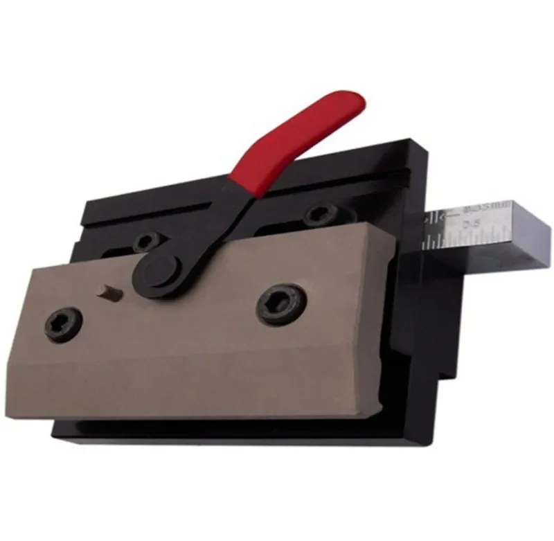 Customizable CNC Bending Machine Press Brake Tooling Dies Tool on the Mold Clamping