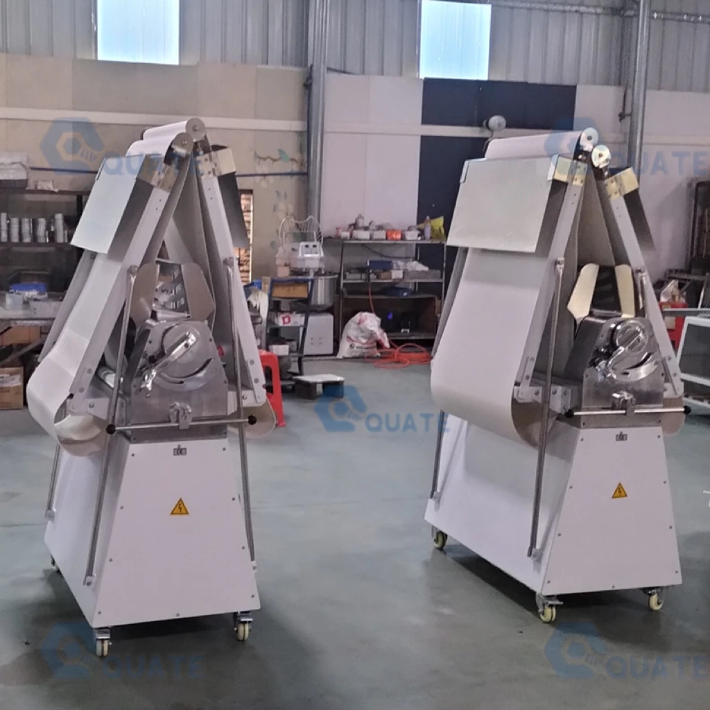 الكرواسون العجين الخبز المغطي بملاءة البيتزا التجارية آلة نفخة المعجنات ماكينة