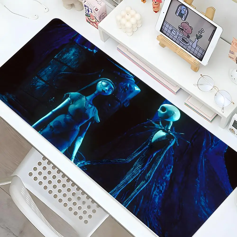 NightmareS BeforeS Christmas Mouse Pad Gaming Locking Edge Big Computer Fashion Gamer Large Raber Art Mousepad Laptop Desk Mat