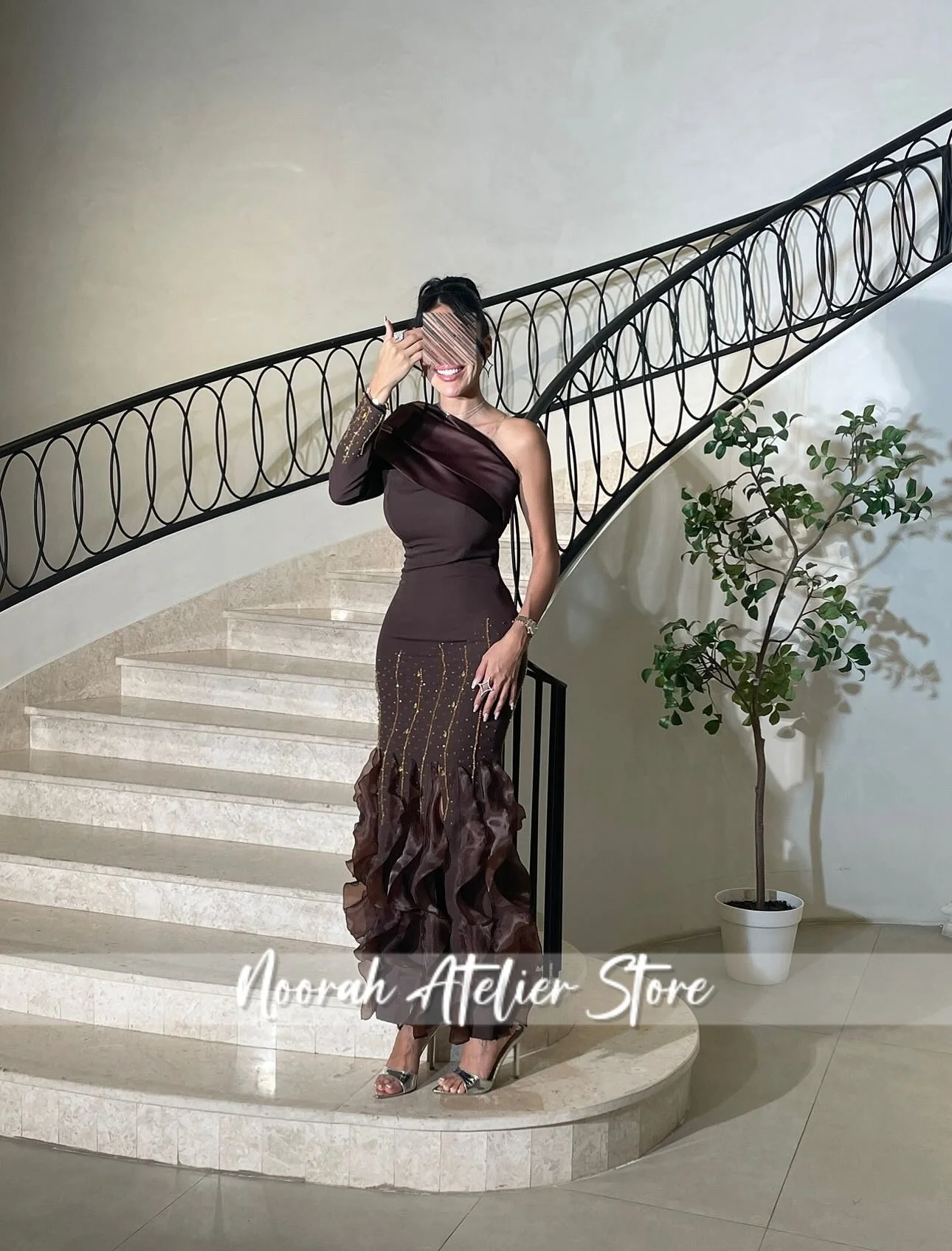 Elegante marrom árabe chique tule trem vestidos de noite vestidos de casamento dubai فسات -.ṁة vestido de baile 2025 personalizado