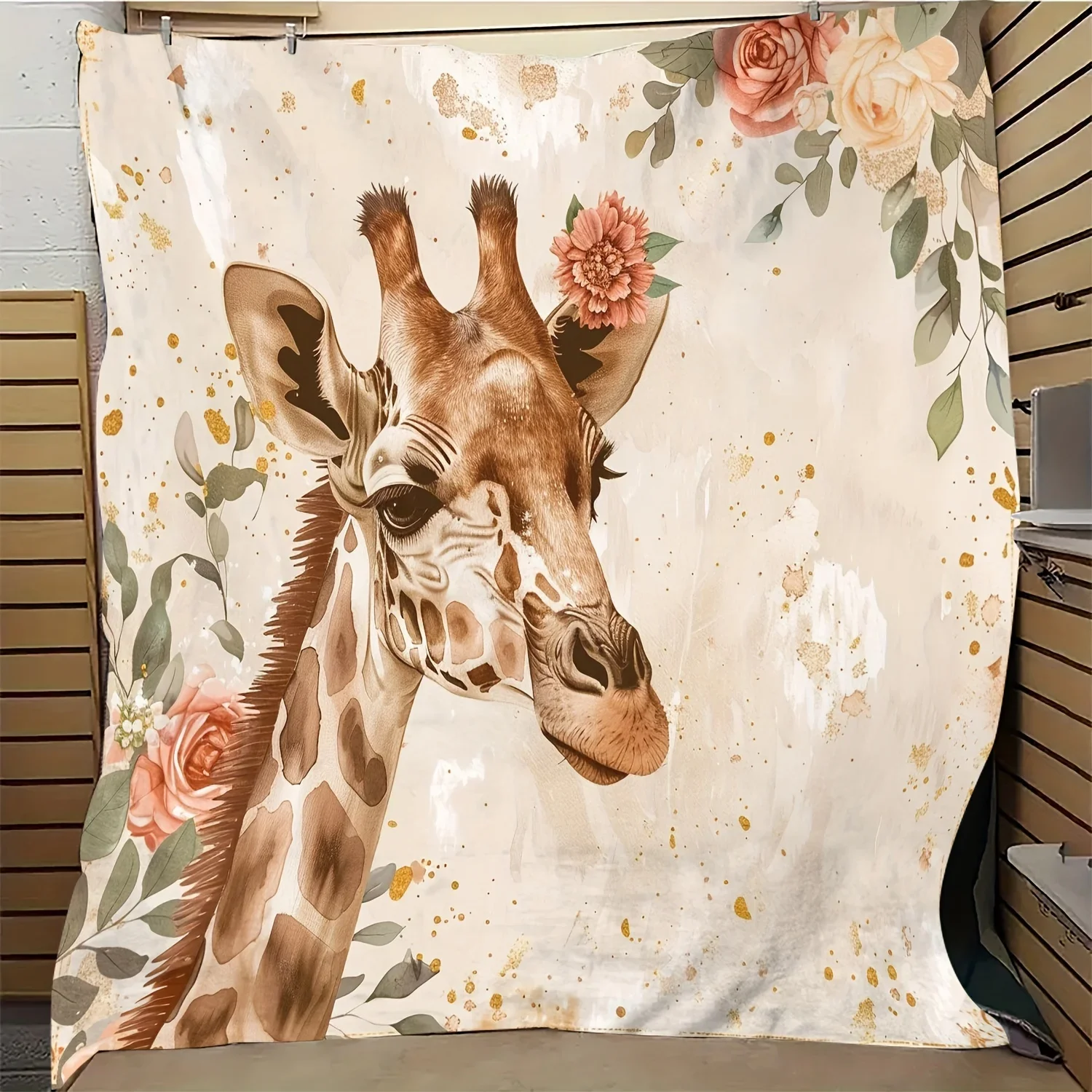 Cabin Style Animal Theme Throw Blanket - Giraffe pattern with floral accents, soft knit flannel fleece for all season comfort