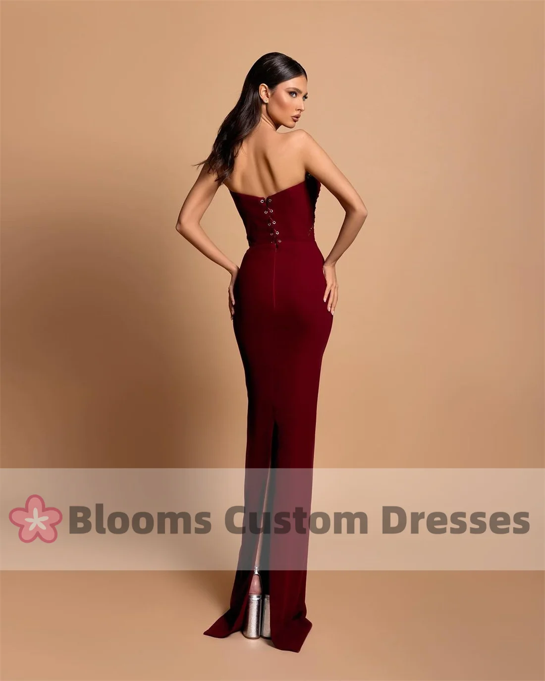 Customized Burgundy Beads Sequins Luxury Evening Dresses Sheath Sleeveless Crepe Formal Occasion Gown Backless Custom Party