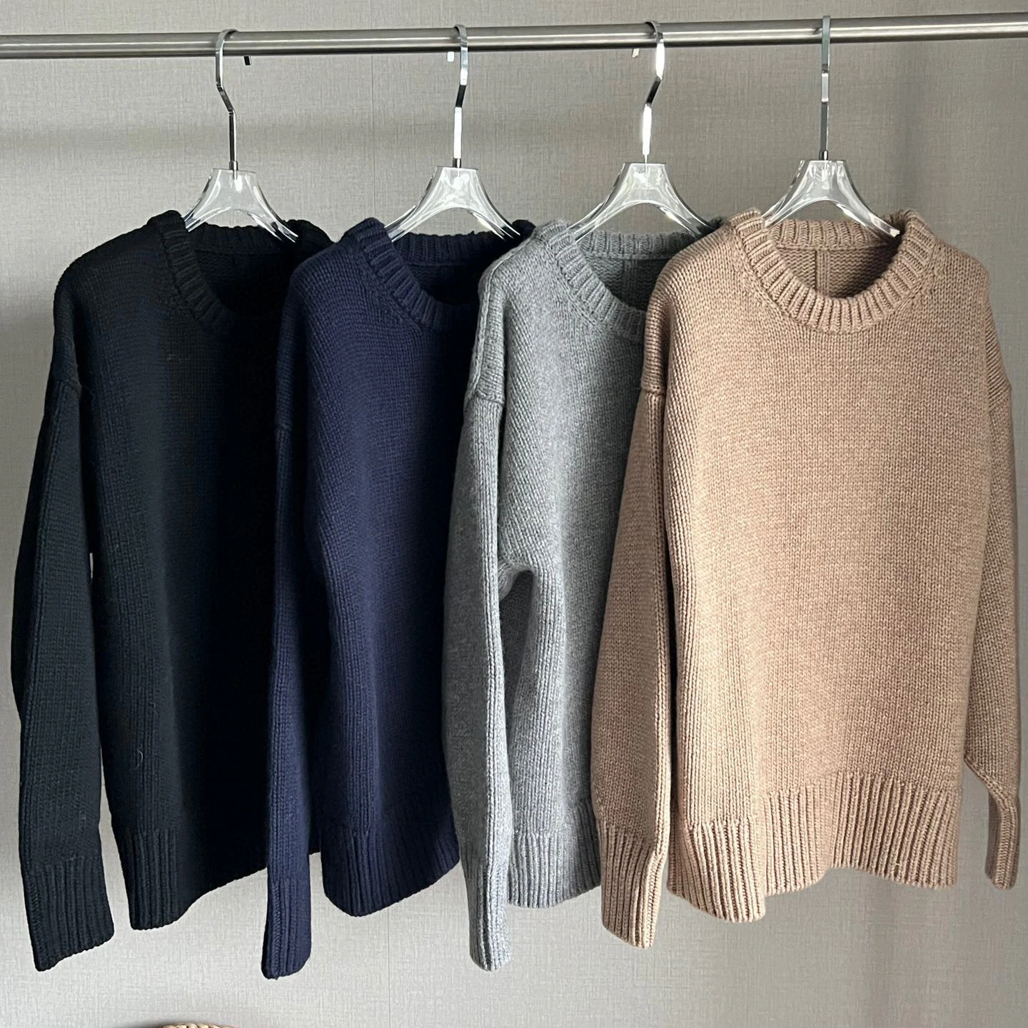 Autumn and Winter New High Version Round Neck Silhouette Loose Cashmere Tops Wool Pullovers Women Jumper