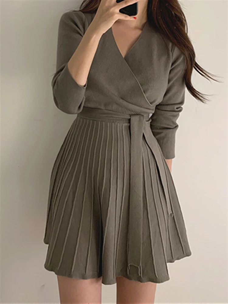 

Elegant Winter Grey Pleated Sweater Dress Women Vintage Warm Woman Clothing Thick Autumn Dresses Solid Korean Knitted 2022 New