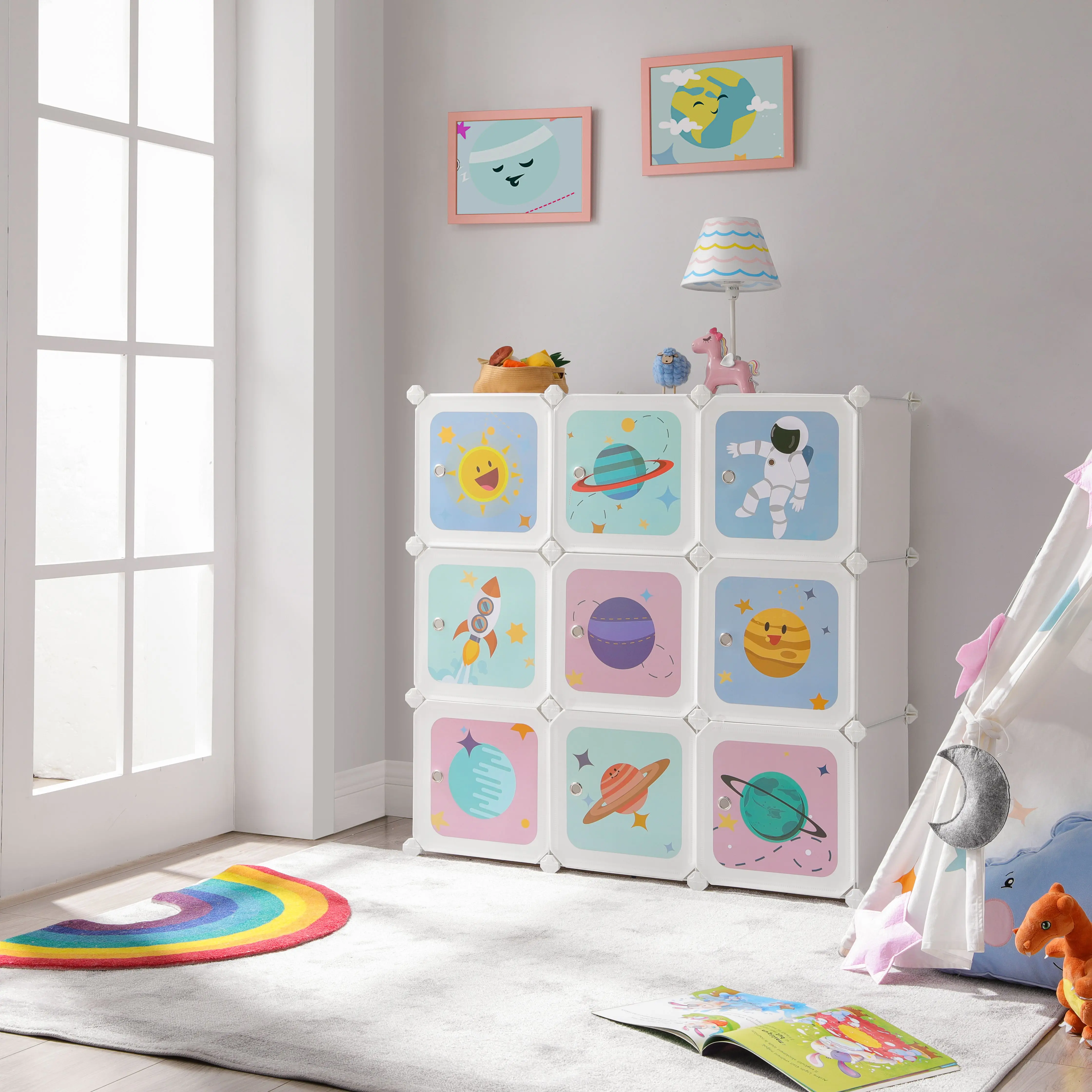 SONGMICS 10-Cube Kids Bookcase: Modular Closet with Doors. Plastic Shelving for Clothes, Shoes, Toys. 123x31x123 cm. White.