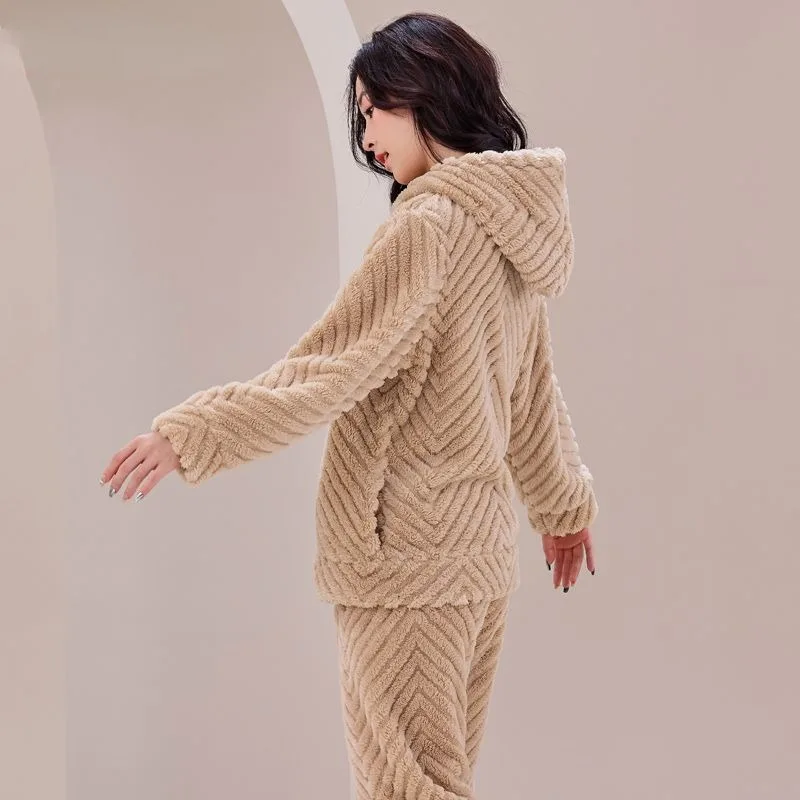 2024 Winter neue Nachtwäsche Damen Kapuze Korallen samt Nachtwäsche verdickt warme Homewear einfache lose Plüsch Lounge wear Set