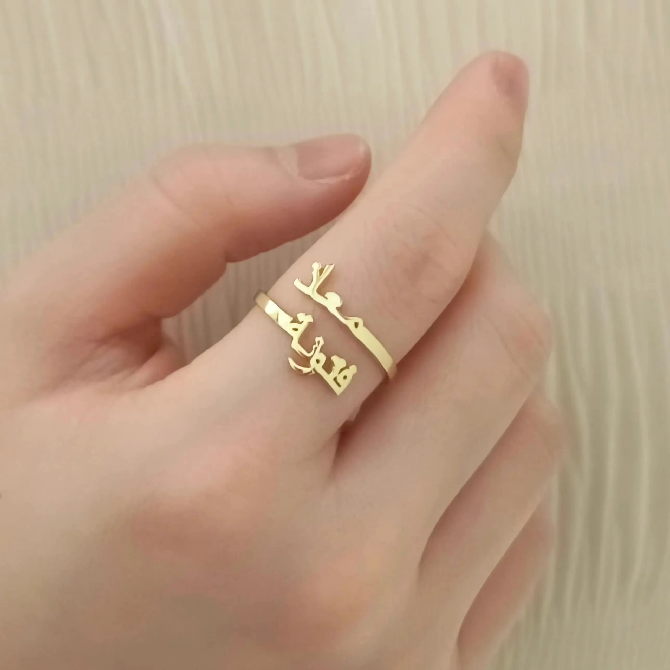 

Кольца с арабским именем на заказ для женщин, золотого цвета, нержавеющая сталь, персонализированное кольцо с именем, рождественские исламские ювелирные изделия, подарки