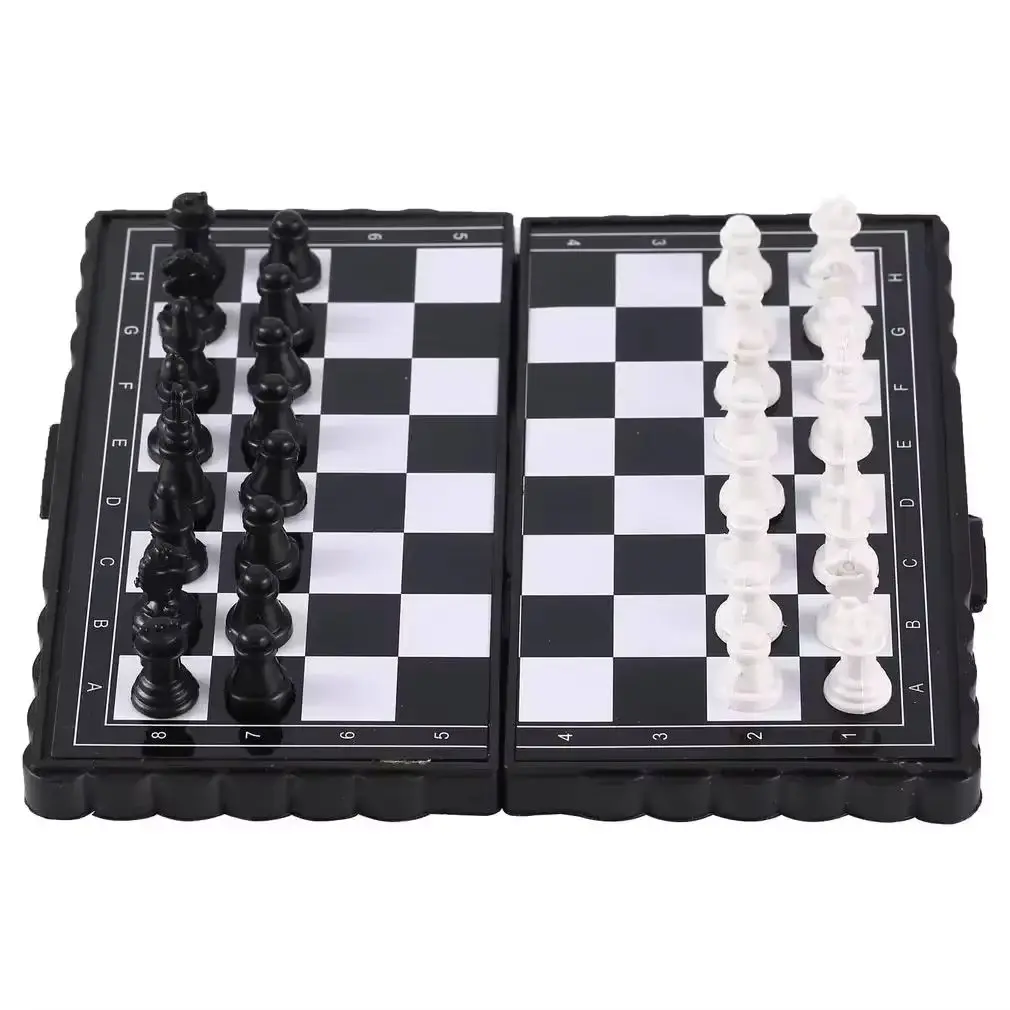 1Pc Mini Magnetic  Chess Set  Folding Magnetic Plastic Chessboard Board Game Portable Kid Toy Portable Outdoor