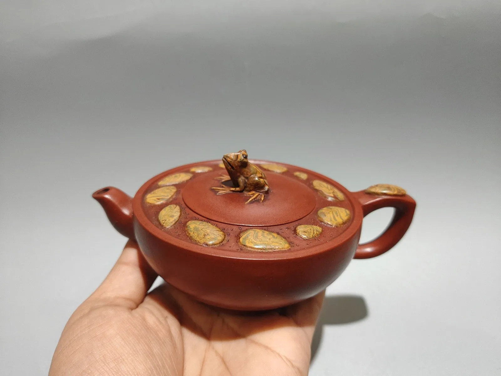 Chinese Yixing Zisha Clay Handmade Exquisite Frog Teapot 32333