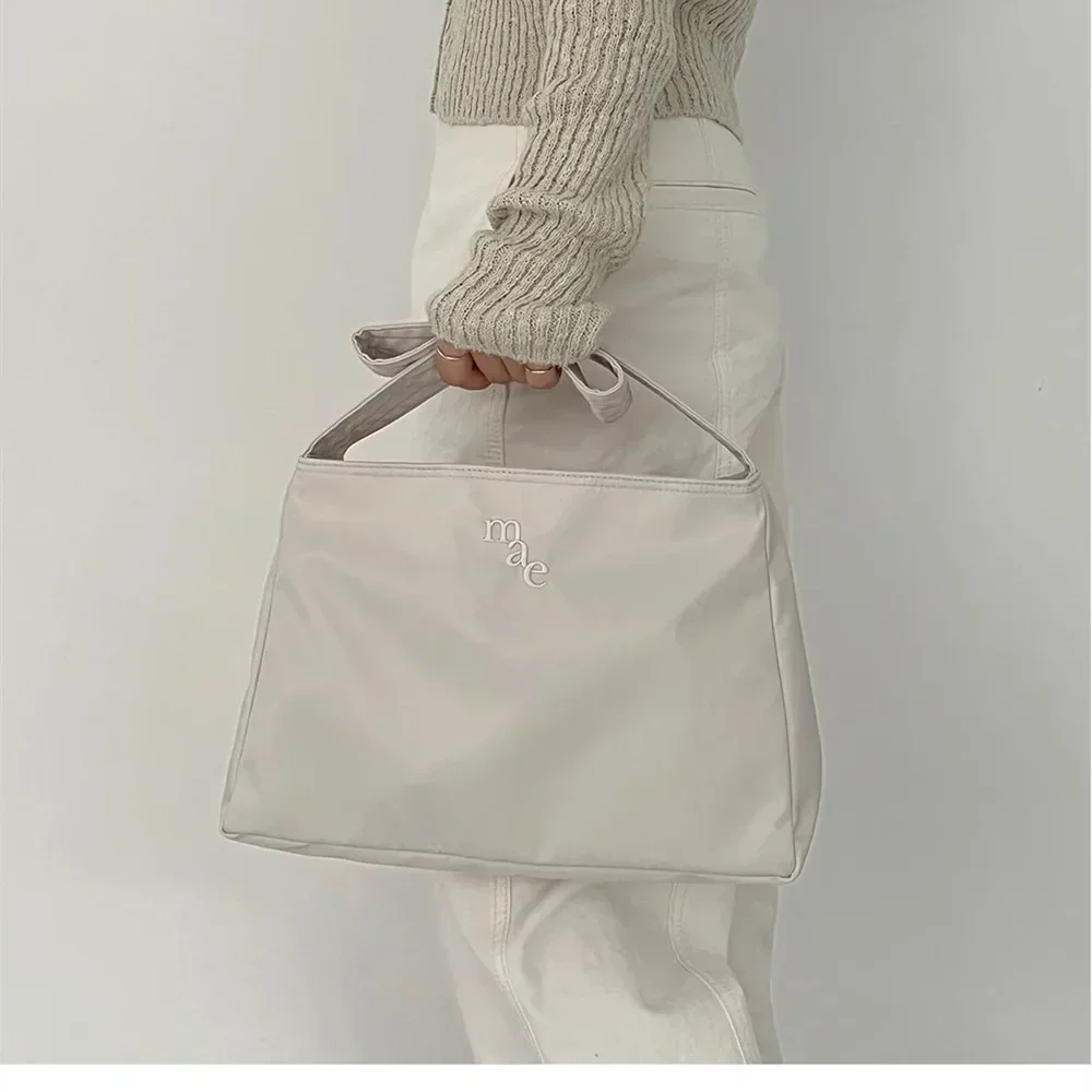 Bolsa tote de moda estilo coreano, bolsa bordada de nylon nas axilas para bolsa de ombro simples feminina