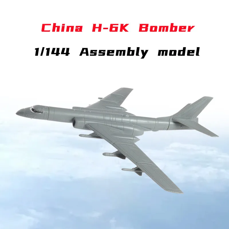 

4D 1/144 China H-6 Bomber Assembly Model Plastic Airplane DIY Model Simulation Aircraft Toy