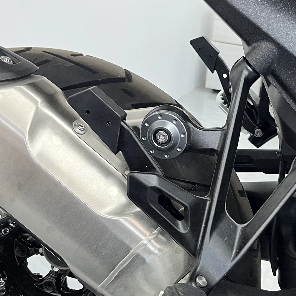 For BMW M1000R M1000RR S1000RR S1000R RnineT R9T R12 R12nineT Motorcycle Accessories Exhaust Bracket Cover Plate