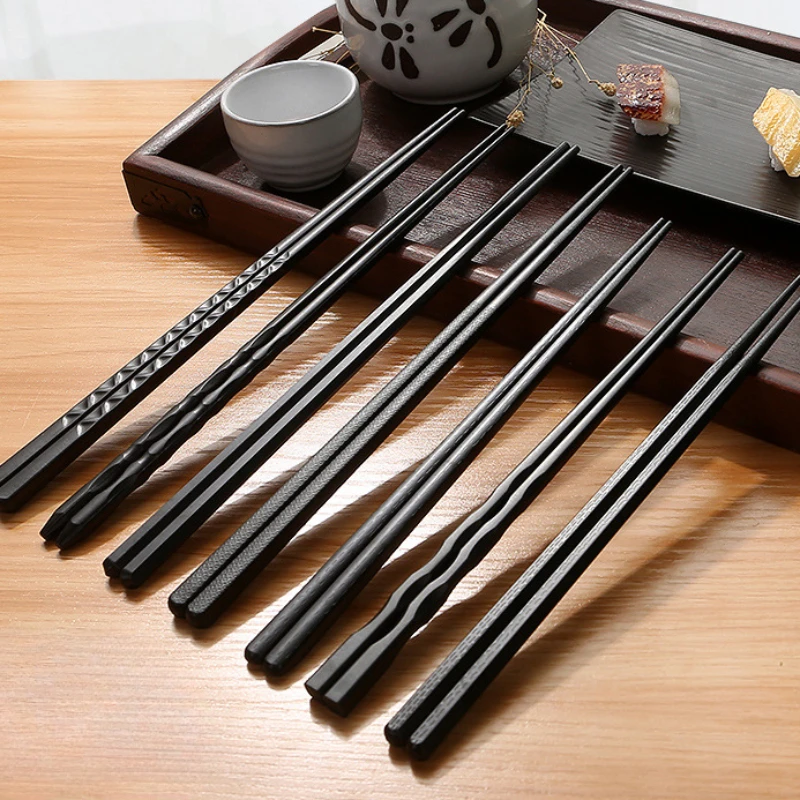 Japan Sushi Chopsticks Set 2/10 PPS Alloy Chopsticks Pointed Black High Temperature Resistant Cutlery Kitchen Accessories