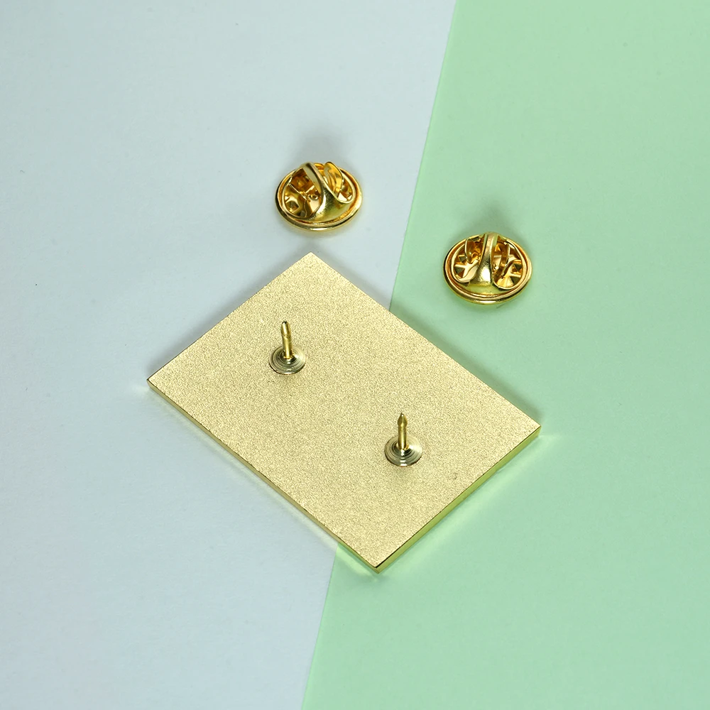 Bros Enamel Logam Anime Demon Slayer Agatsuma Zenitsu Seragam Kuning Pisau Matahari Petir Pernapasan Kerah Pin Aksesori Penggemar Jadi