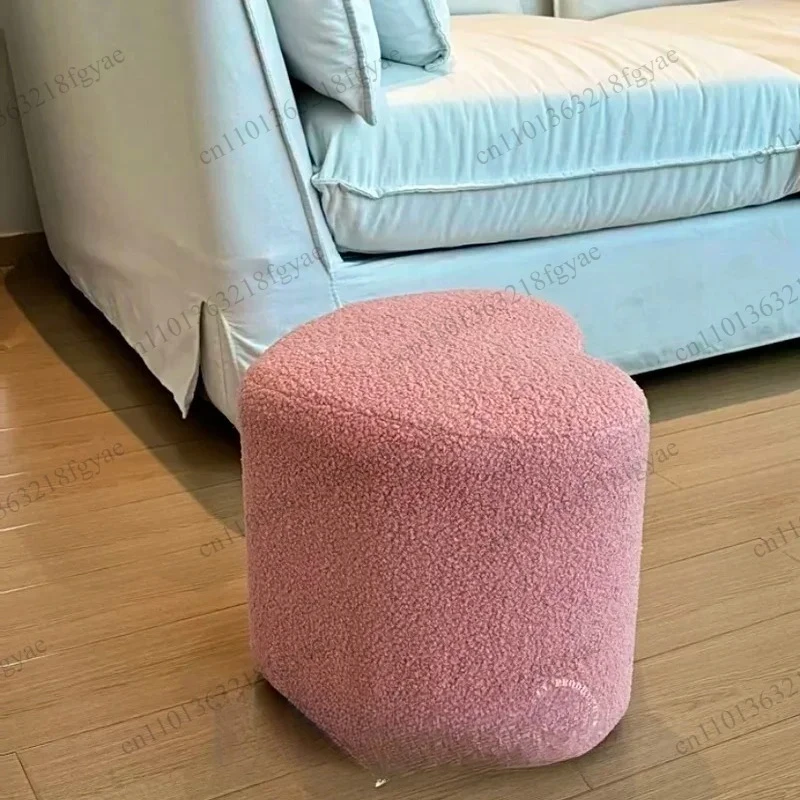 Pink Heart Shaped Shoe Bench, Luxury Soft Teddy Velvet Low Stool, High-End Decorative Entryway Seat