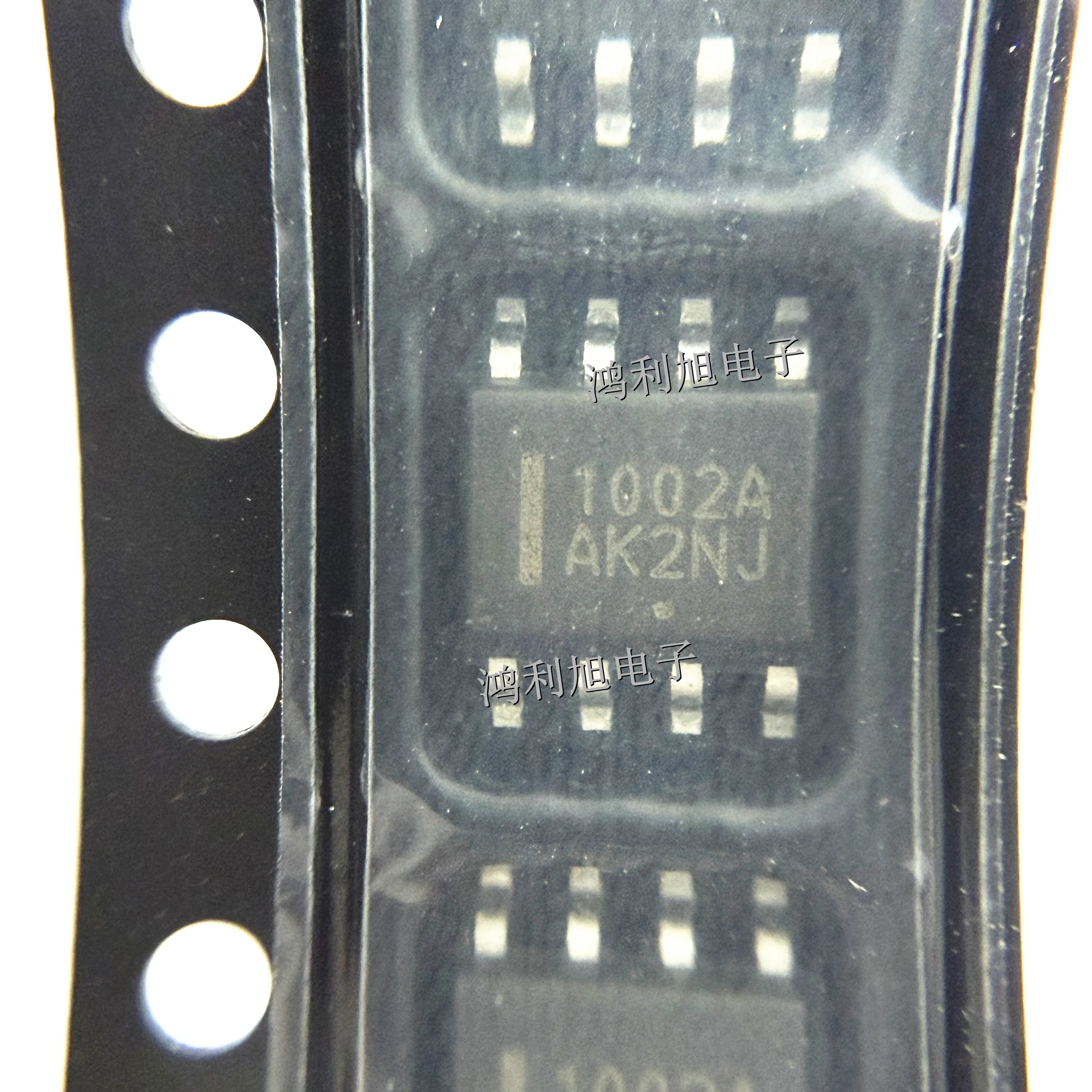 10PCS/Lot NCS1002ADR2G MARKING:1002A Secondary Side PWM Cntrlr 8-Pin SOIC T/R - Tape and Reel
