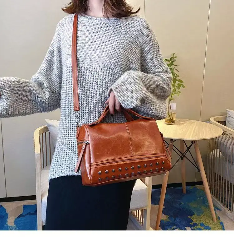 Women Bag Autumn Winter PU Bucket Rivet Vintage Patchwork High-Capacity Shoulder Bags Handbag Women Messenger Bags