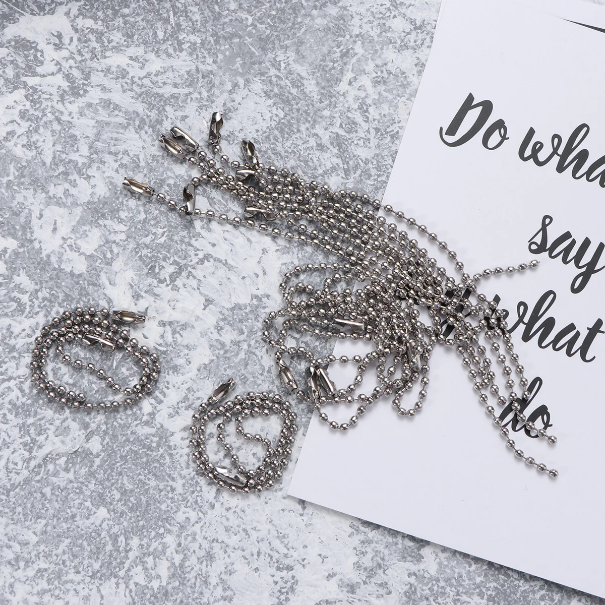 20個 10cm x 2.4mm メタルボールチェーン タグ用 ニッケルメッキ マット仕上げコネクタ付き ミリタリードッグタグキーホルダー シルバー