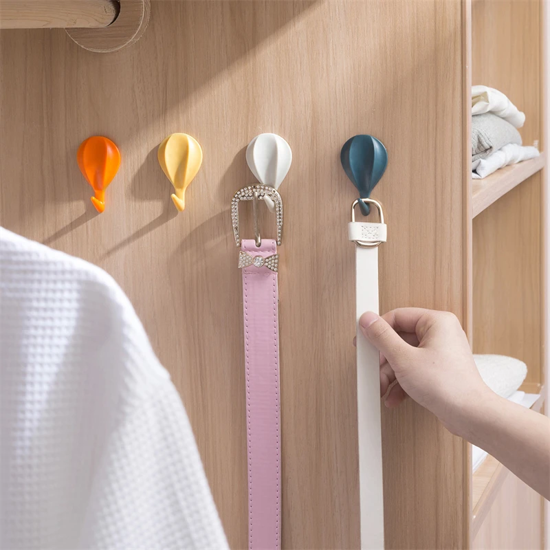 8pcs Hot Air Balloon Wall Hooks Clothes Towel Mask Hanger Self-adhesive Bathroom Kitchen Hook Keys Organizer Holder Home Decor