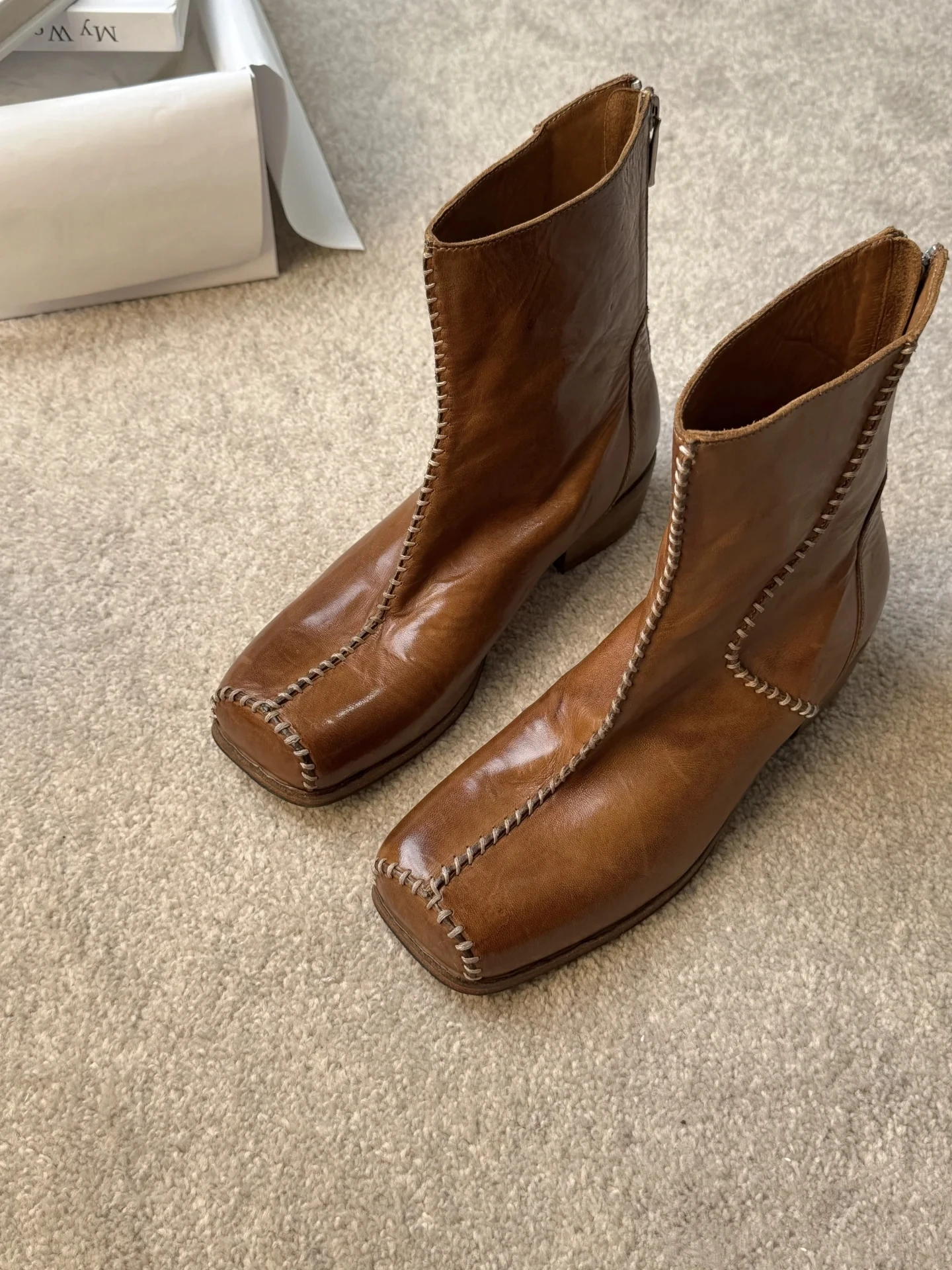 

New Pig-Nose Ankle Boots Square Toe West Cowboy Boots Women Zipper Flat Heels Short Boots Female Chelsea Boots Woman