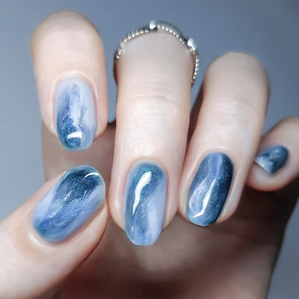 24 Stück ovale, kurze, rosa Nägel zum Aufdrücken, einfache Ombre-Frühlings-Kunstnägel für süße, freche, coole Frauen und Mädchen, abnehmbare, tragbare Nagelkunst